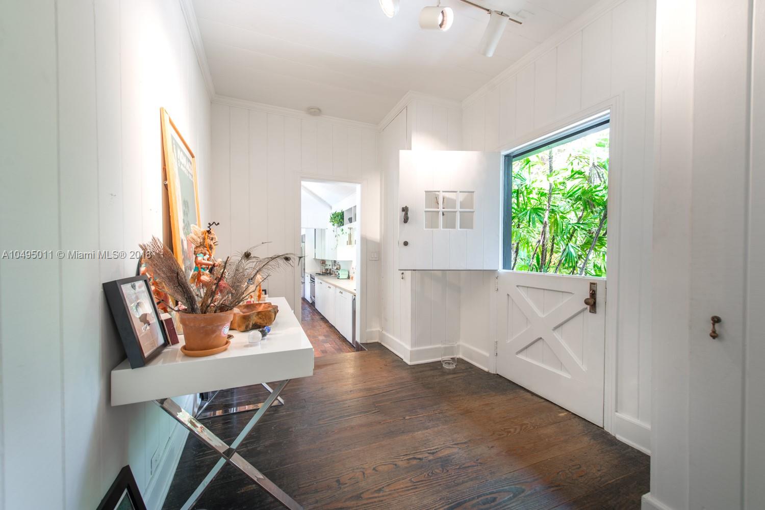 3900 Loquat Avenue Miami, FL 33133 - Photo 8 of 39