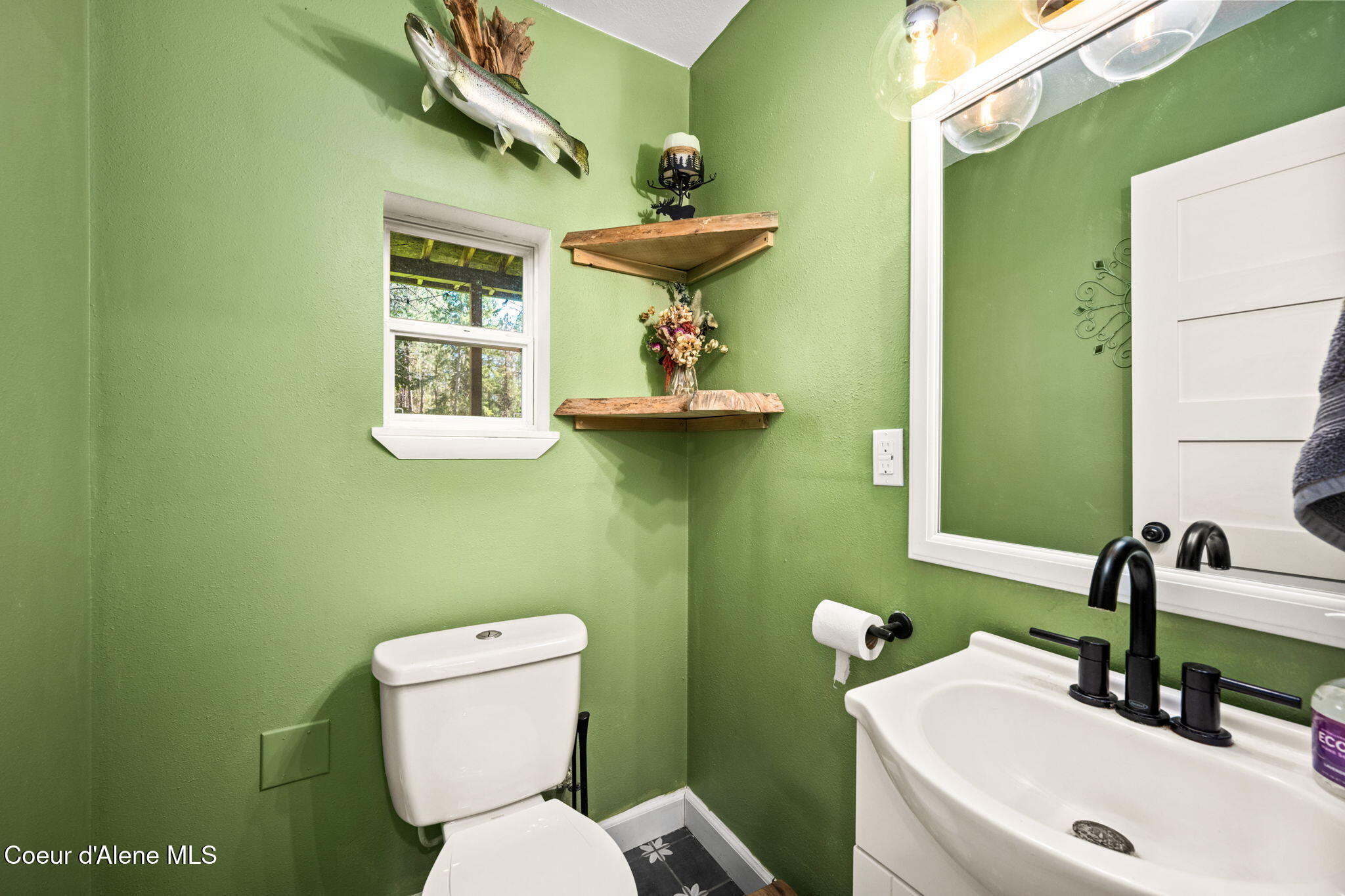 7434 West Diagonal Road Rathdrum, ID 83858 - Photo 29 of 69 Half Bath