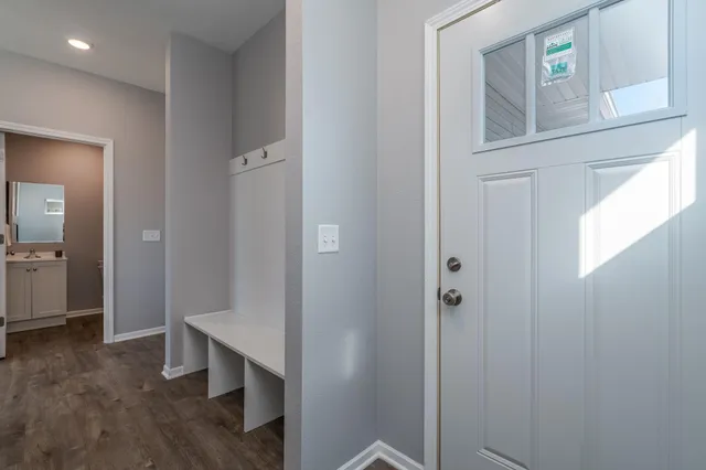 $299,900 | 3201 Noble Drive, Mankato, MN 56001