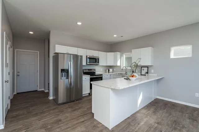 $299,900 | 3201 Noble Drive, Mankato, MN 56001