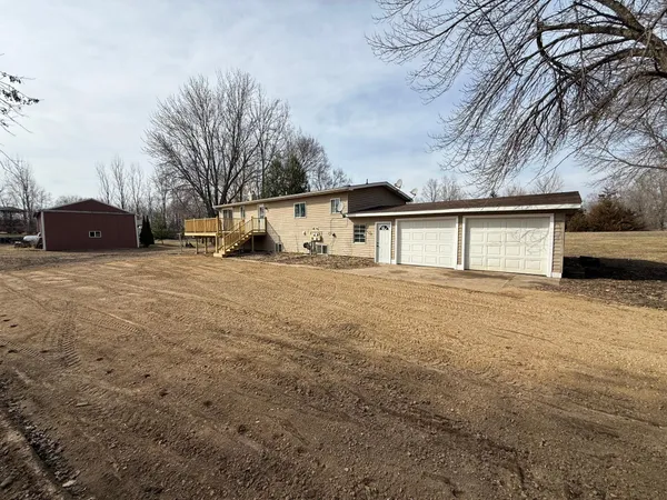 $279,900 | 3455 165th Avenue Northeast, New London, MN 56273