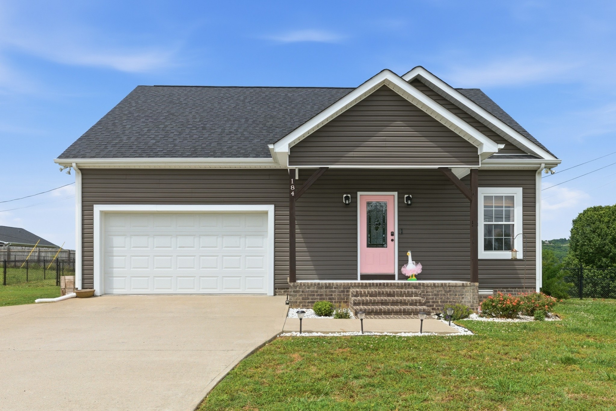 184 Lebanon Highway Carthage, TN 37030 - Photo 1 of 36 a front view of house with yard
