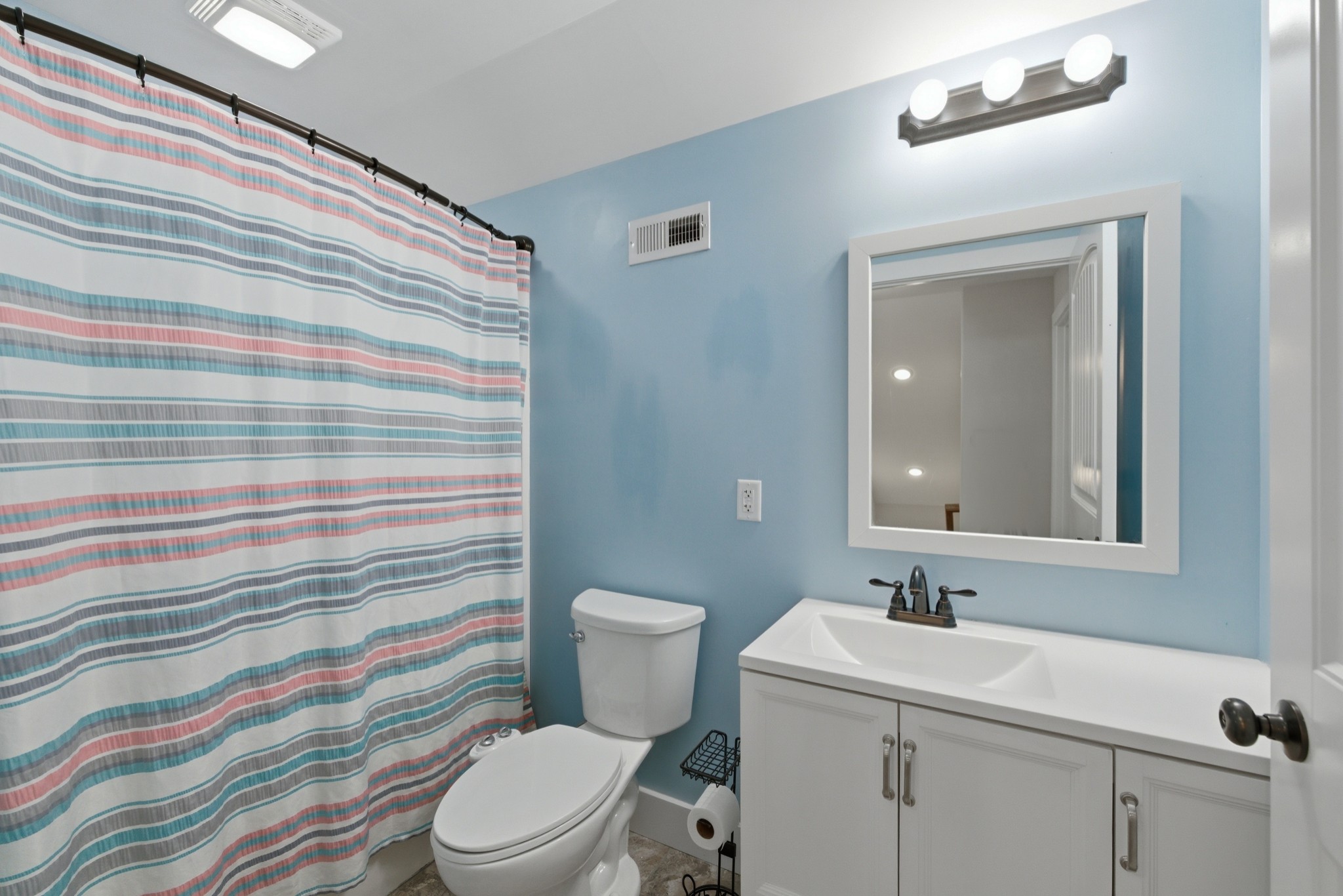 184 Lebanon Highway Carthage, TN 37030 - Photo 23 of 36 a bathroom with a sink toilet and shower