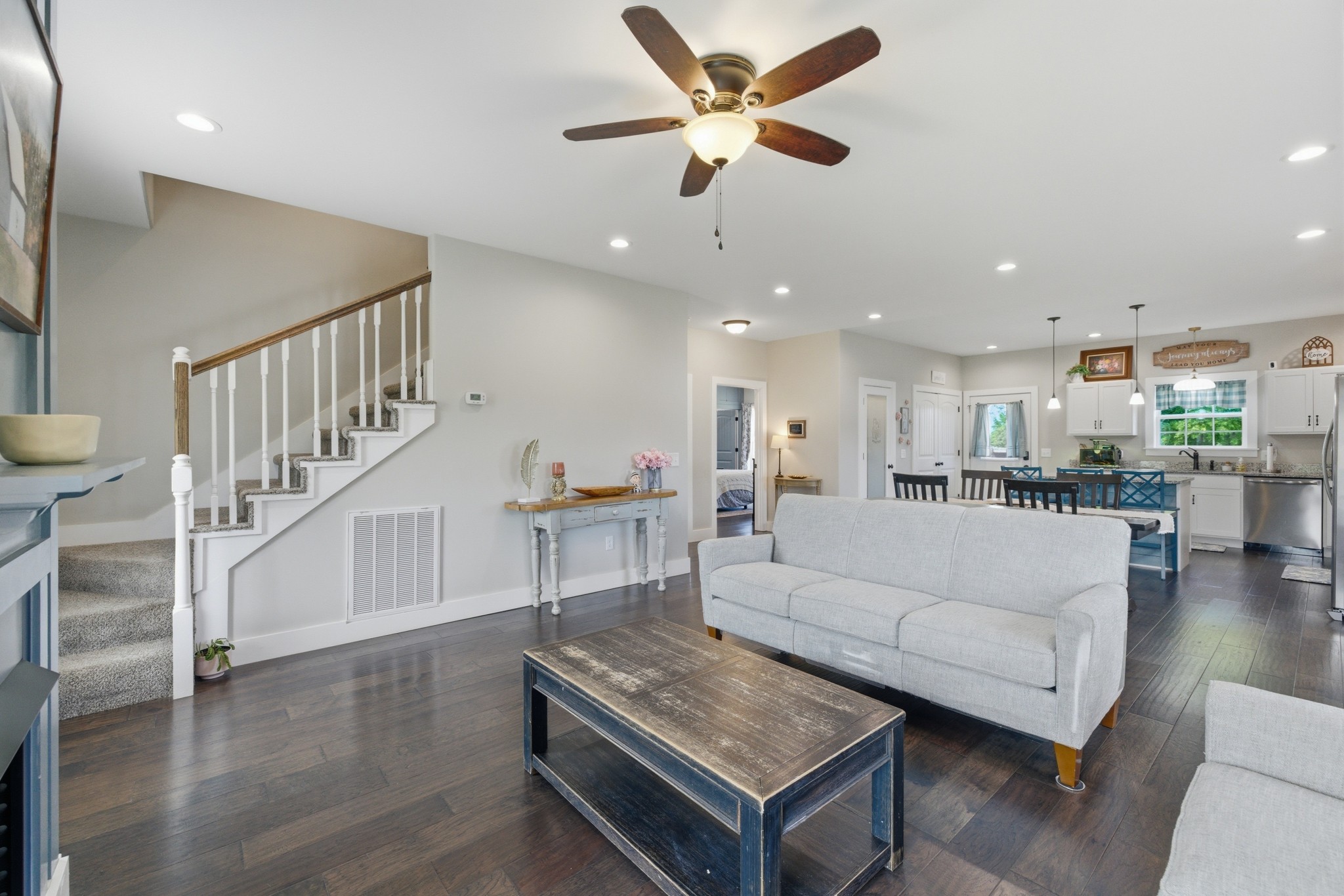 184 Lebanon Highway Carthage, TN 37030 - Photo 8 of 36 a living room with furniture and a view of kitchen