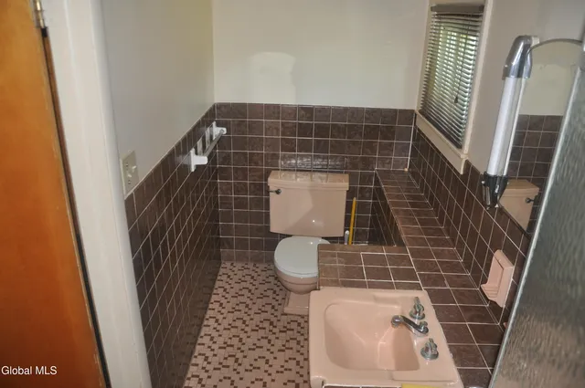 $389,900 | 121 Ramsey Place, Albany, NY 12209