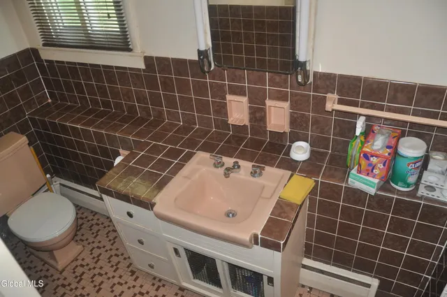 $389,900 | 121 Ramsey Place, Albany, NY 12209