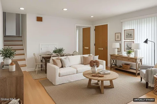 $389,900 | 121 Ramsey Place, Albany, NY 12209