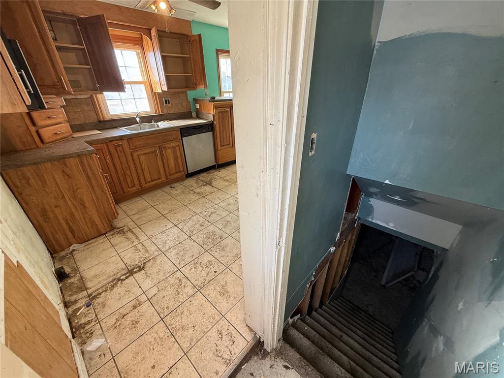 2554 Starling Airport Road Arnold, MO 63010 - Photo 13 of 22