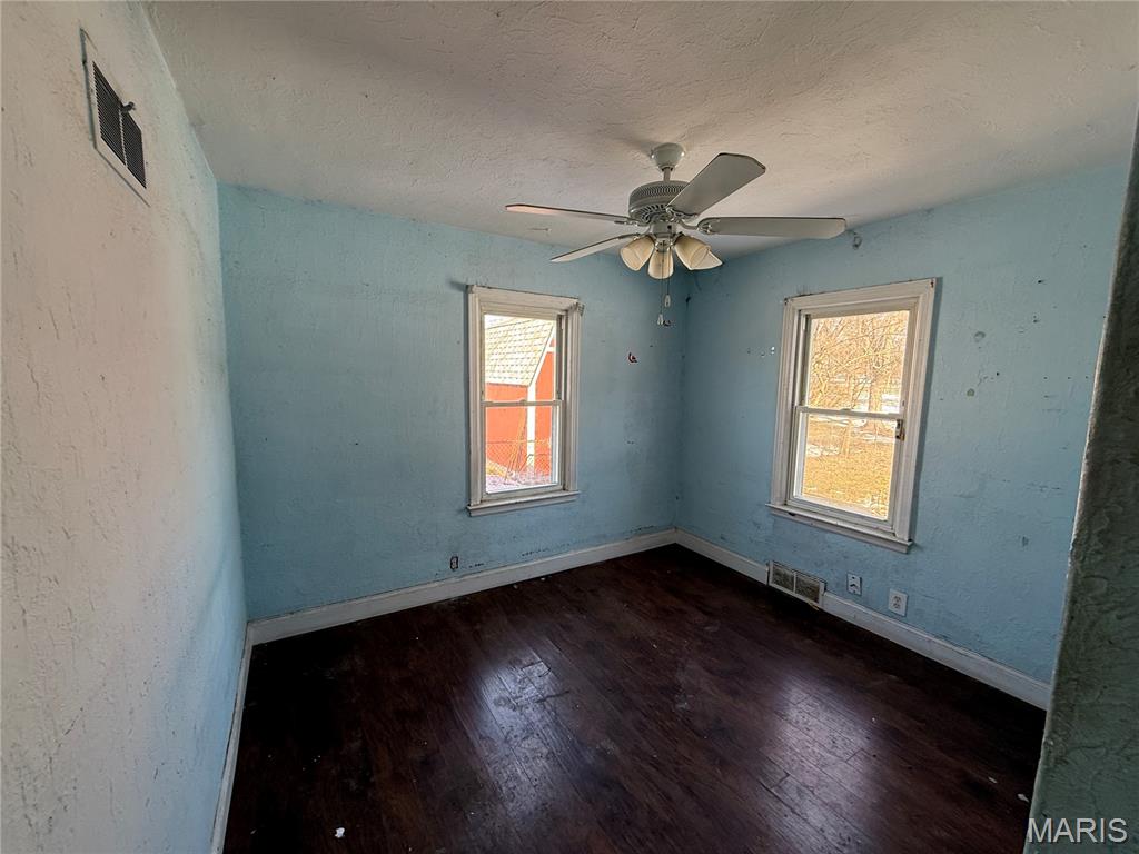 2554 Starling Airport Road Arnold, MO 63010 - Photo 7 of 22