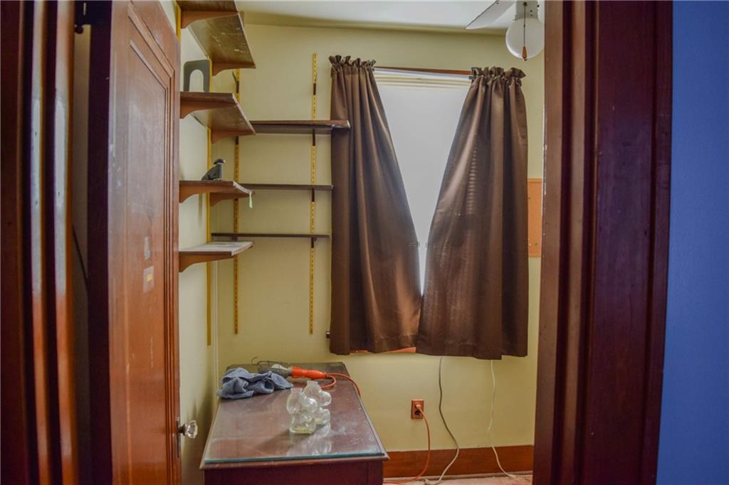 908 Liberty Street McKees Rocks, PA 15136 - Photo 15 of 28