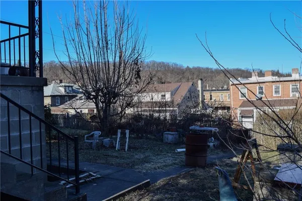 $95,000 | 908 Liberty Street, McKees Rocks, PA 15136
