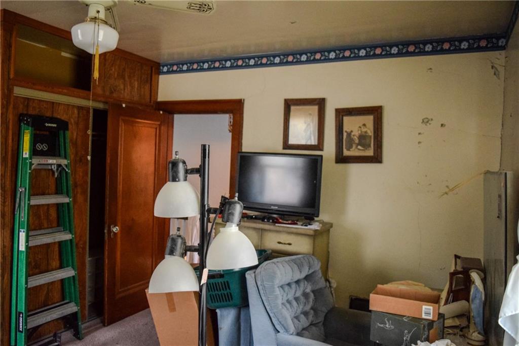 908 Liberty Street McKees Rocks, PA 15136 - Photo 21 of 28