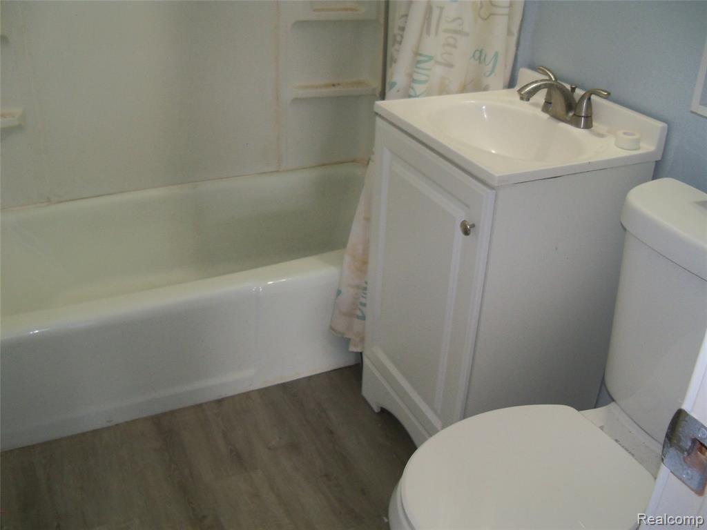 413 Hemphill Road Flint, MI 48507 - Photo 14 of 21