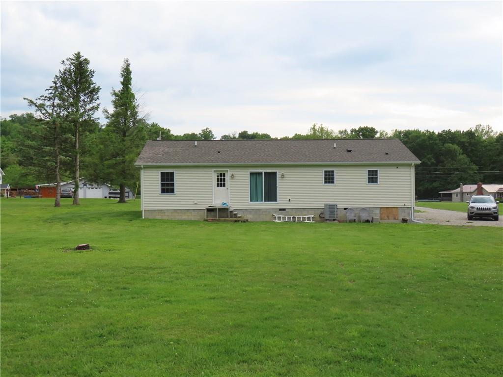 887 Mud Pike Road Smithfield, PA 15478 - Photo 7 of 36