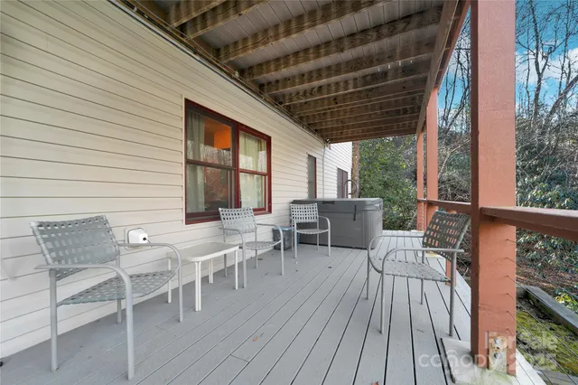 $573,500 | 301 Qualla Circle, Brevard, NC 28712