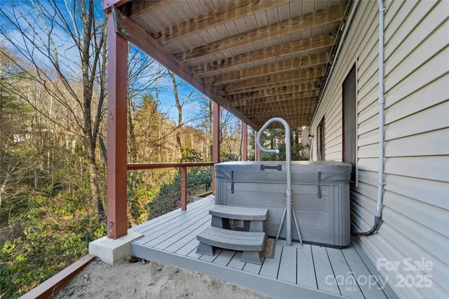 $573,500 | 301 Qualla Circle, Brevard, NC 28712