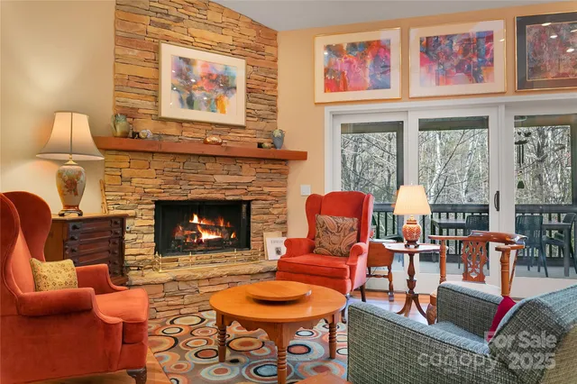 $573,500 | 301 Qualla Circle, Brevard, NC 28712