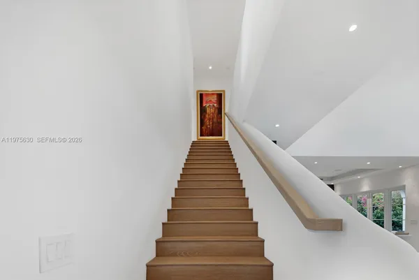 a view of entryway