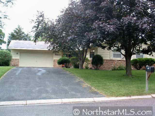 9524 Dakota Road Bloomington, MN 55438 - Photo 1 of 10 Gallery Image 1