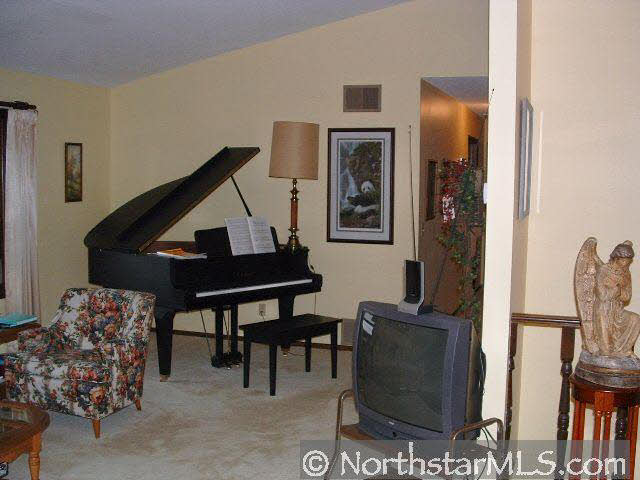 9524 Dakota Road Bloomington, MN 55438 - Photo 10 of 10 Gallery Image 10