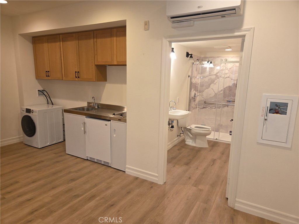 14 Red Leaf Lane Ladera Ranch, CA 92694 - Photo 10 of 14 a view of kitchen