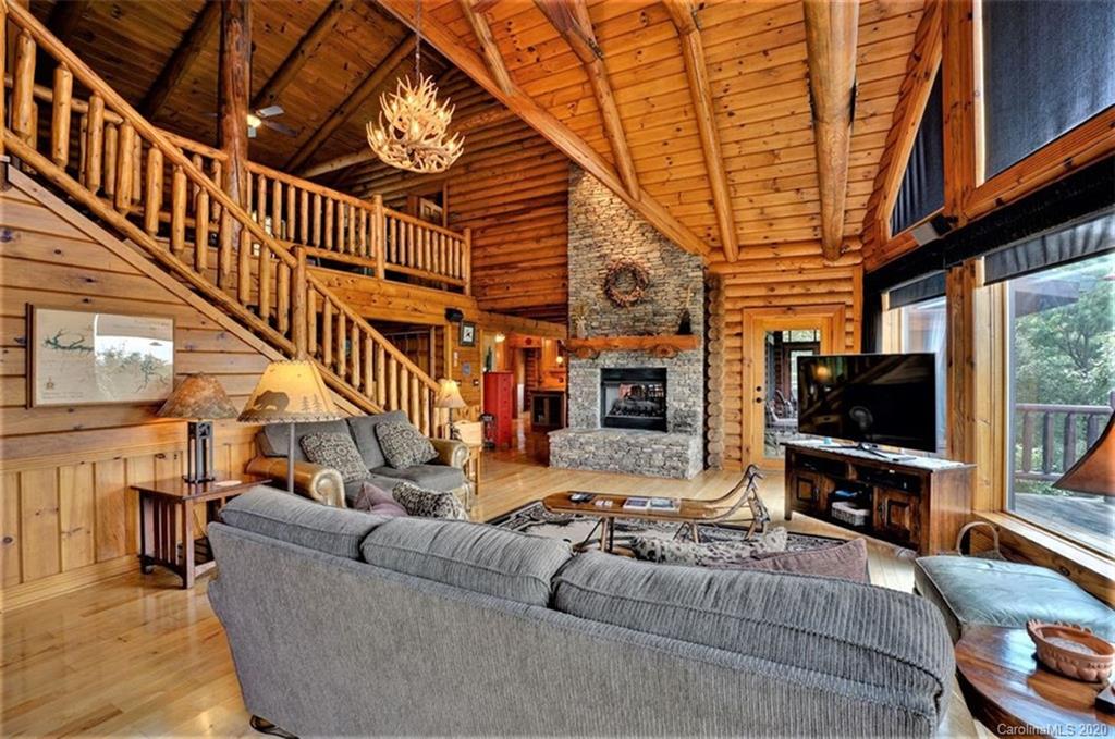 215 Sunset View Ridge Bryson City, NC 28713 - Photo 13 of 46 Gallery Image 13