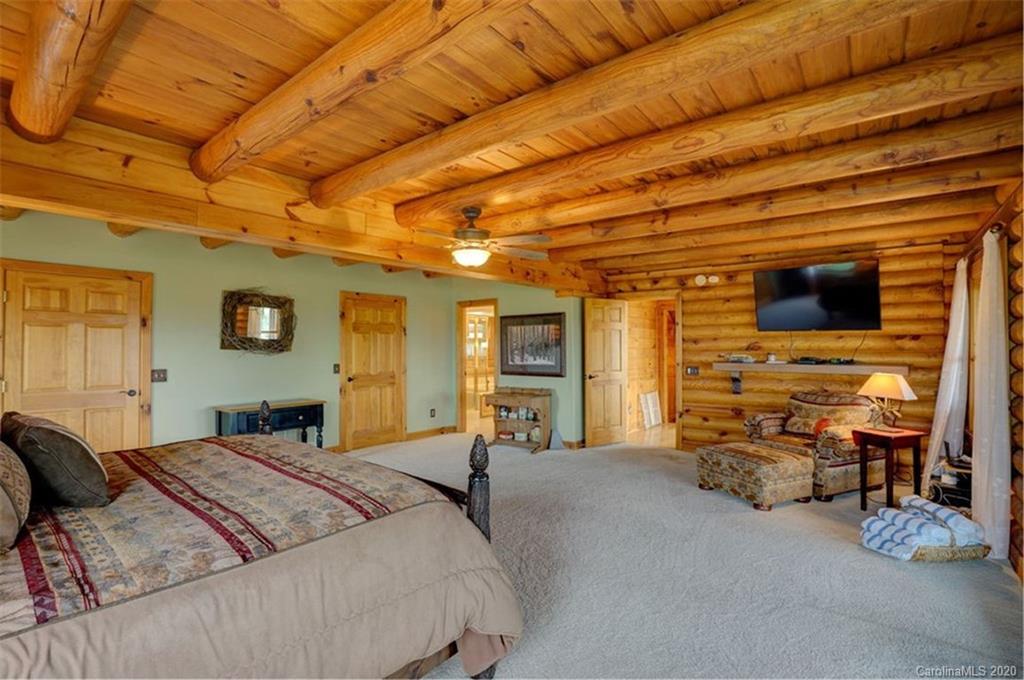 215 Sunset View Ridge Bryson City, NC 28713 - Photo 21 of 46 Gallery Image 21