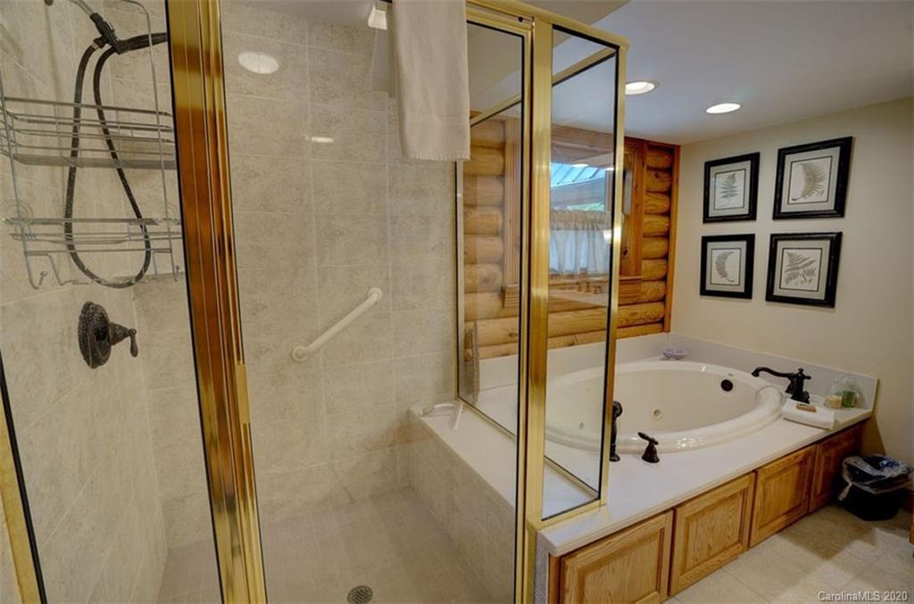 215 Sunset View Ridge Bryson City, NC 28713 - Photo 24 of 46 Gallery Image 24