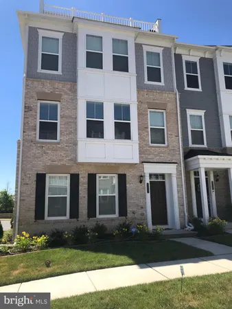 $3,700 | 17351 Redshank Road, Dumfries, VA 22026