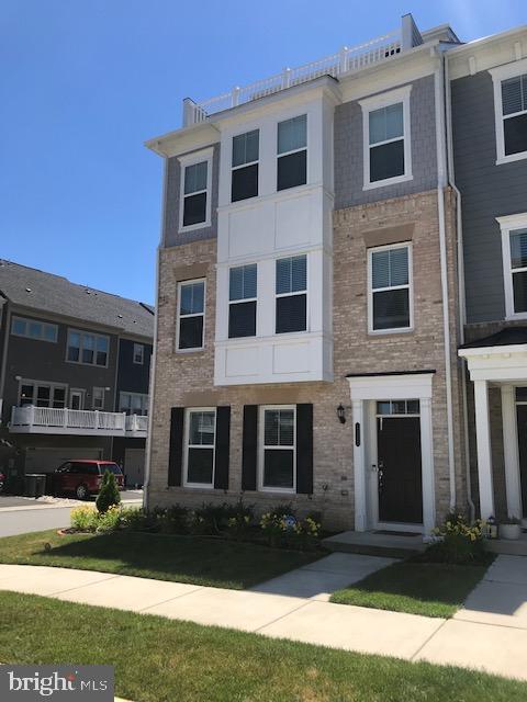 17351 Redshank Road Dumfries, VA 22026 - Photo 4 of 61