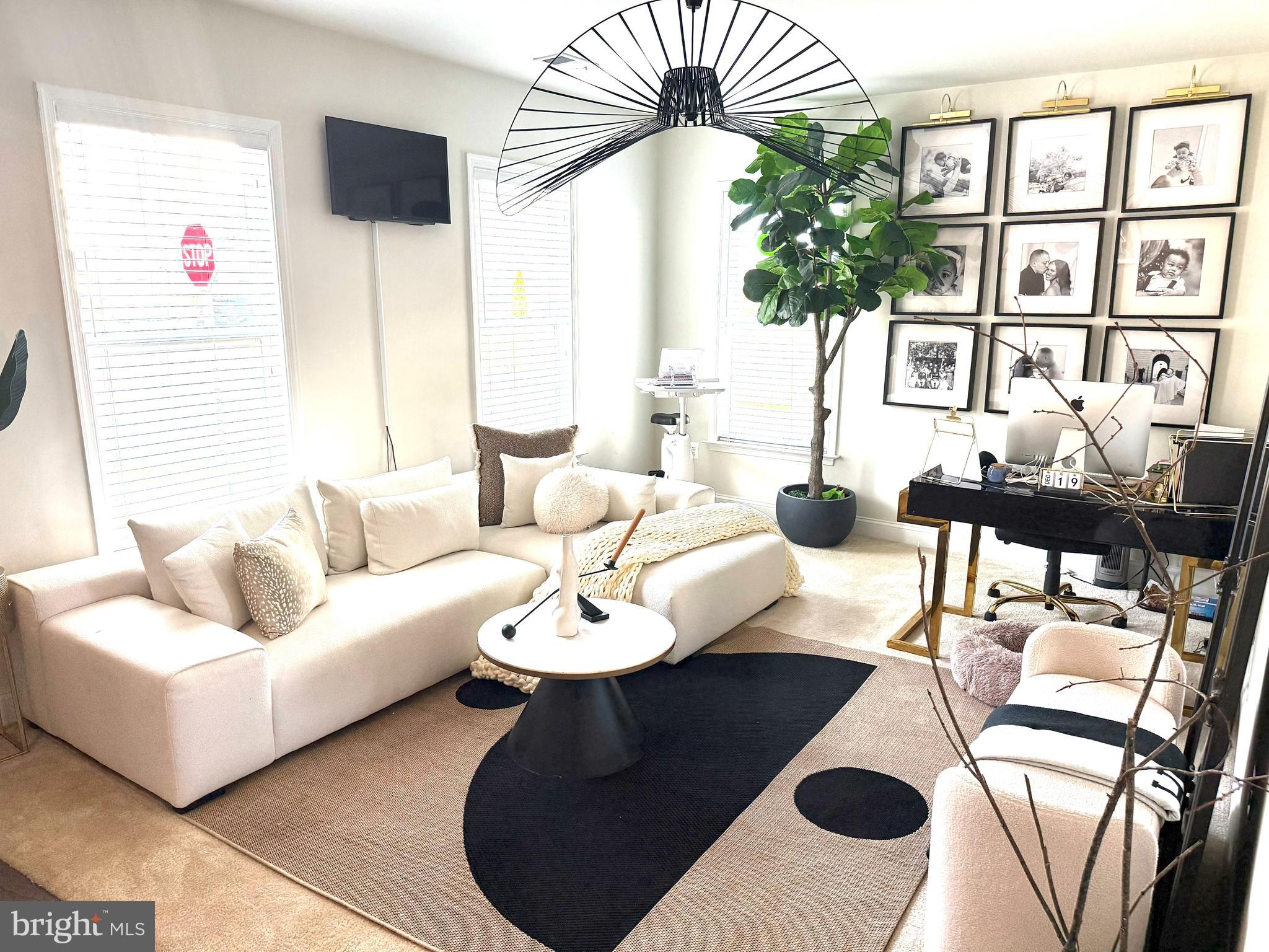 17351 Redshank Road Dumfries, VA 22026 - Photo 7 of 61