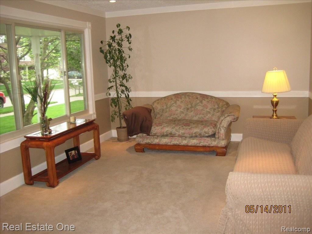 1791 Walnut Ridge Circle Canton, MI 48187 - Photo 8 of 25 Lovely Living Room