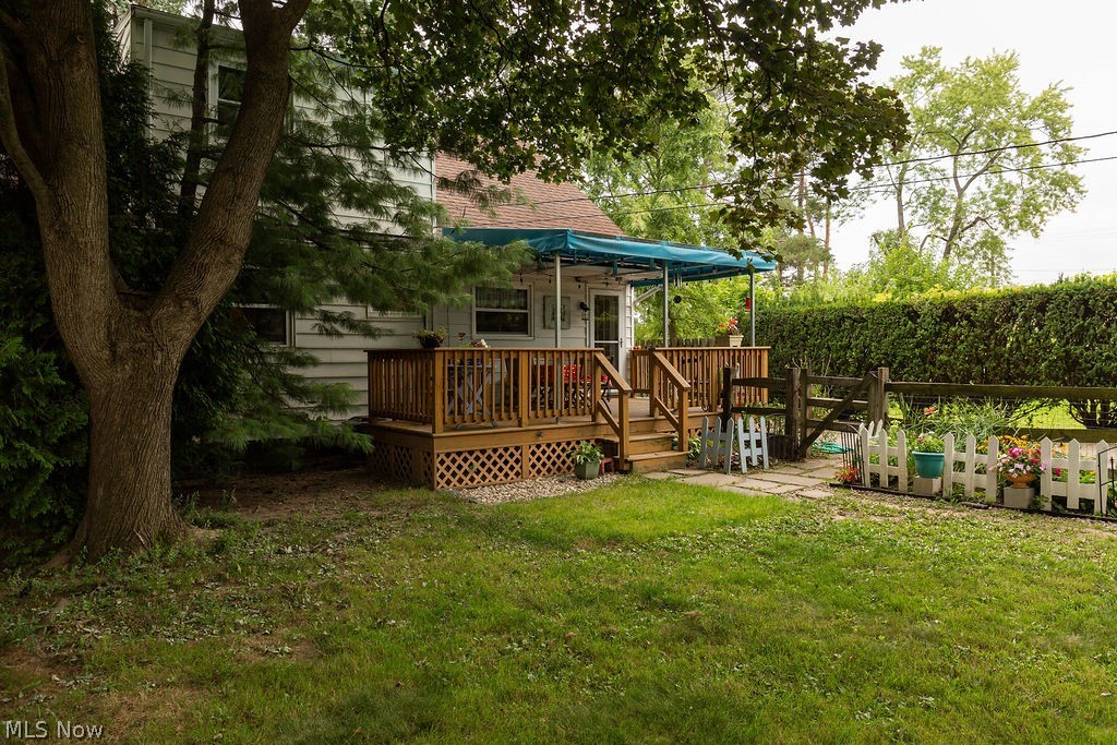 33930 Baldwin Road Solon, OH 44139 - Photo 4 of 23