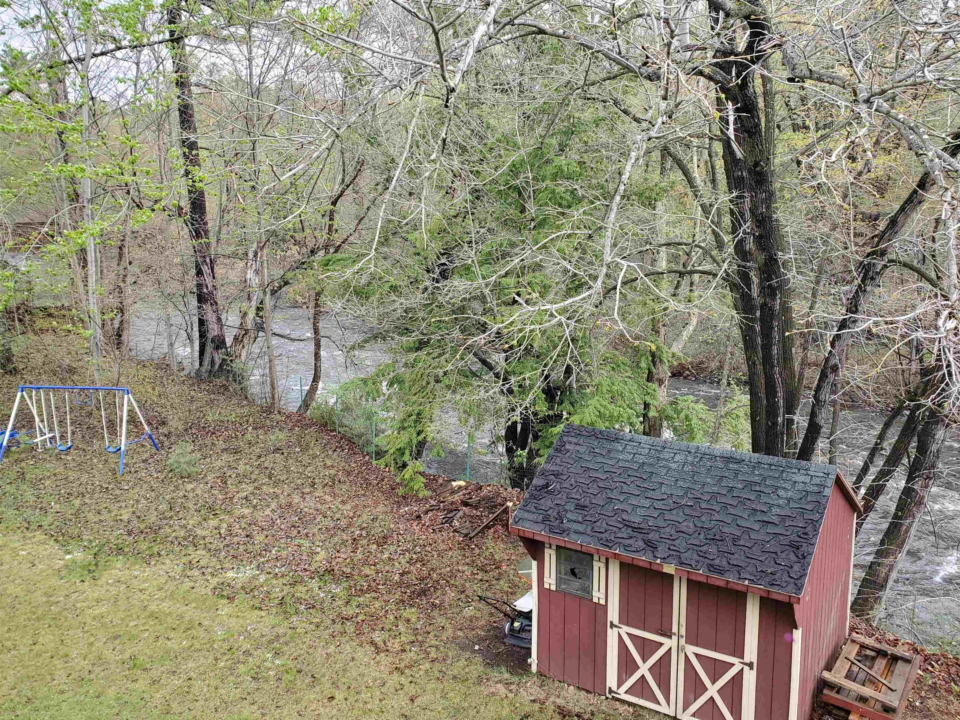 45 Riverside Drive Lebanon, NH 03766 - Photo 2 of 25