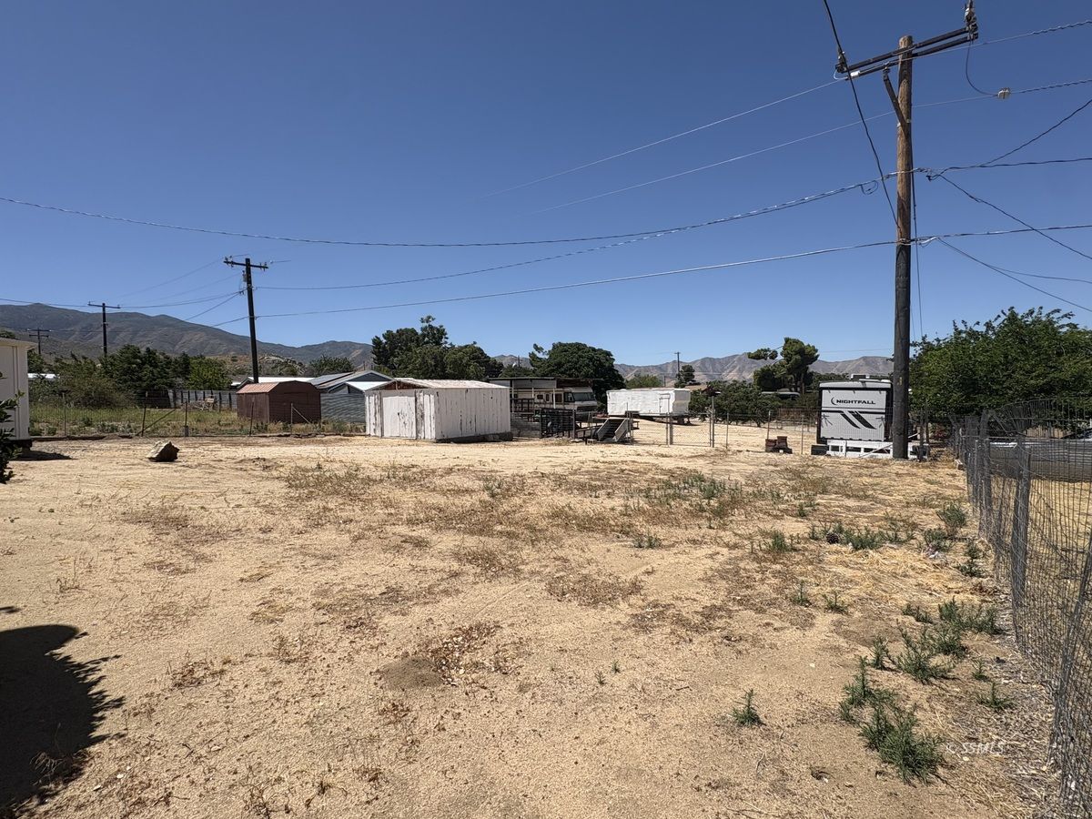 5371 Piute Mountain Road Weldon, CA 93283 - Photo 24 of 26