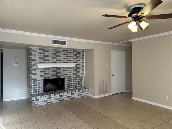 $2,295 | 1844 Stockton Trail, Plano, TX 75023