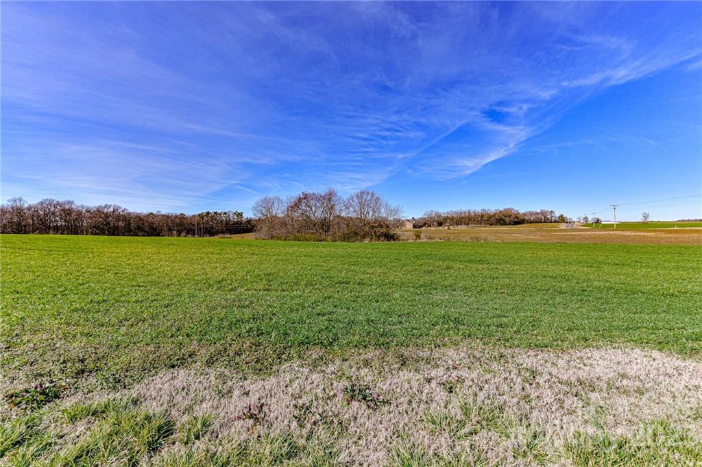 10008 Landsford Road Monroe, NC 28112 - Photo 24 of 32 a view of an ocean