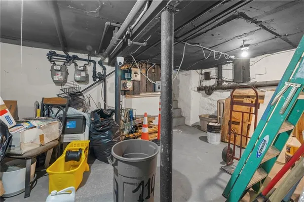 $750,000 | 1147 East 92nd Street | Canarsie