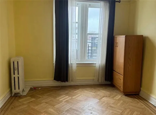 $750,000 | 1147 East 92nd Street | Canarsie