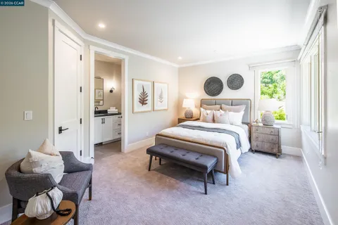 $3,980,000 | 84 Mossbridge Lane, Orinda, CA 94563