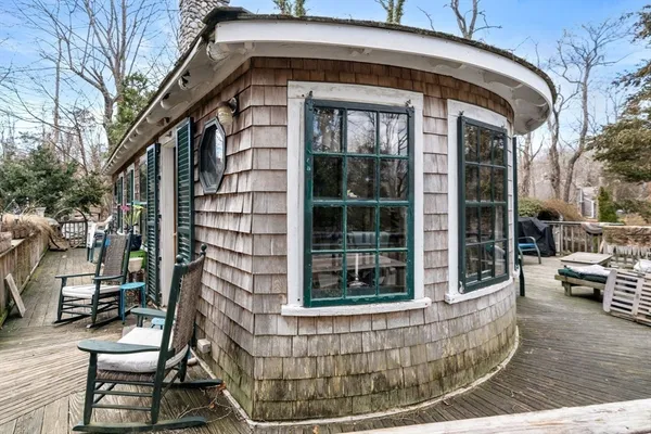 $999,000 | 20 Blue Shutters Lane, Falmouth, MA 02556