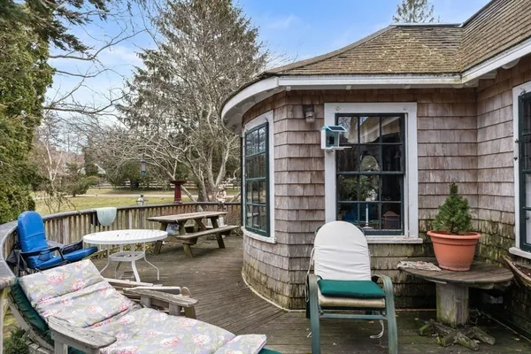 $999,000 | 20 Blue Shutters Lane, Falmouth, MA 02556