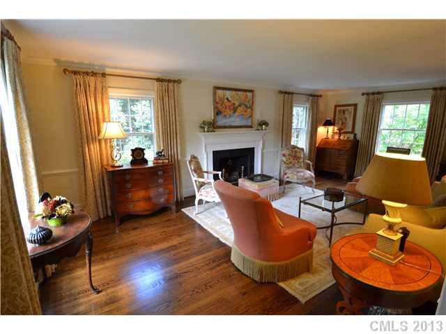 1541 South Wendover Road Charlotte, NC 28211 - Photo 9 of 16 Gallery Image 9