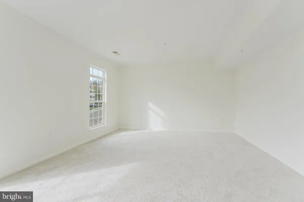 a view of empty room with window