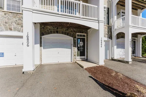 $445,000 | 16804 Nuttal Oak Place, Woodbridge, VA 22191