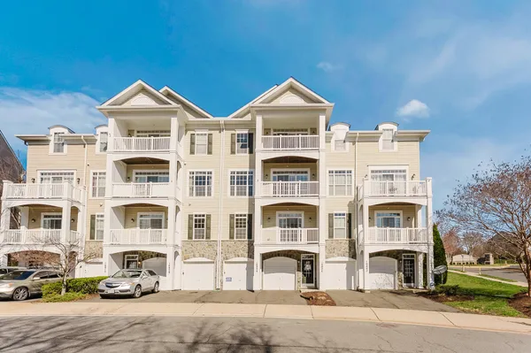 $445,000 | 16804 Nuttal Oak Place, Woodbridge, VA 22191