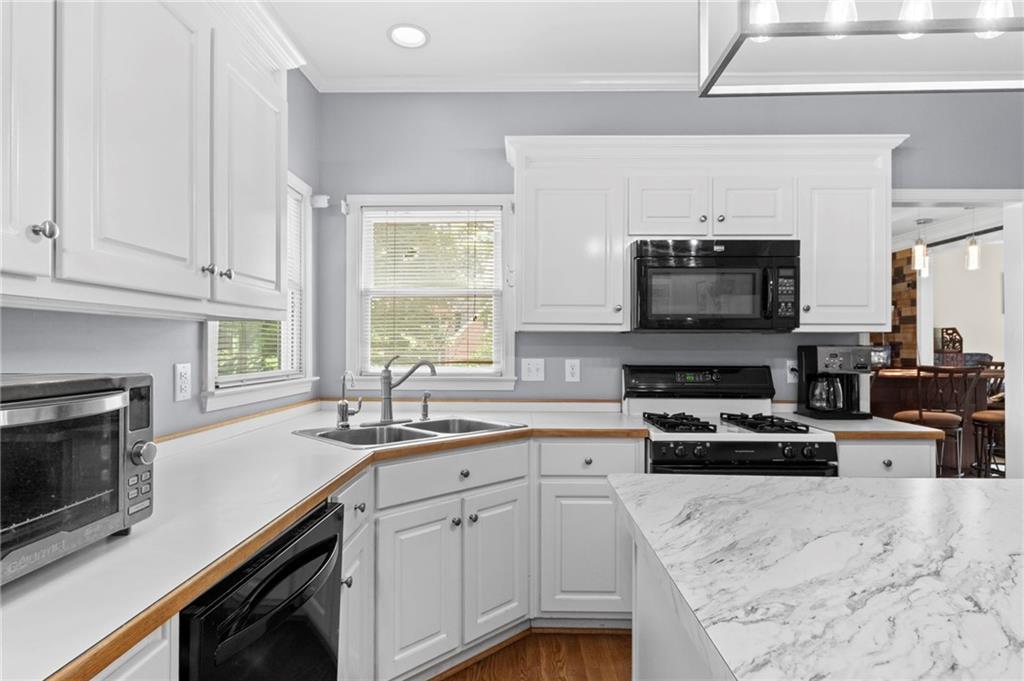 700 Braidwood Ridge Northwest Acworth, GA 30101 - Photo 15 of 58
