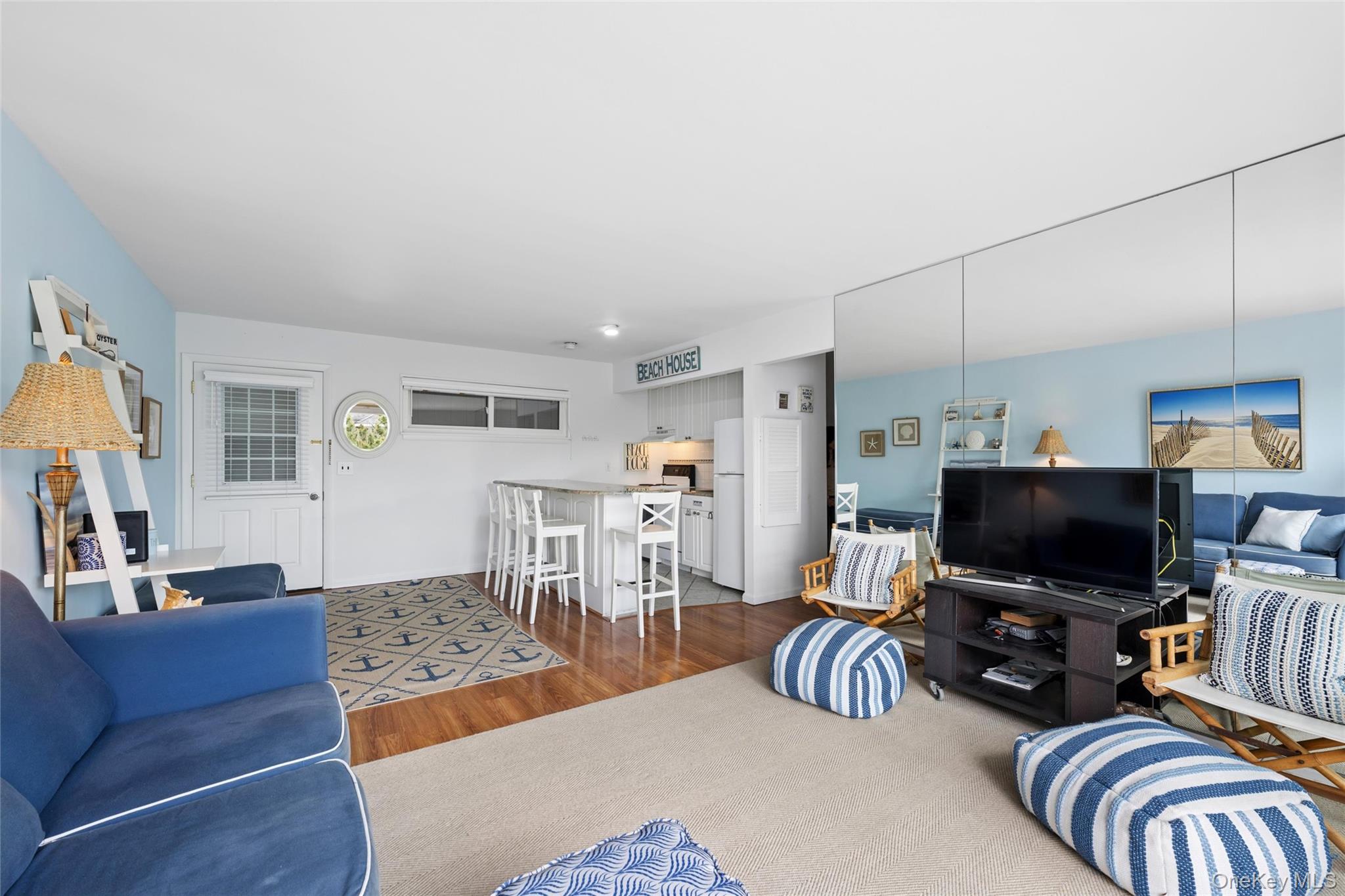 281 Dune Road, Unit 17B Westhampton Beach, NY 11978 - Photo 8 of 25