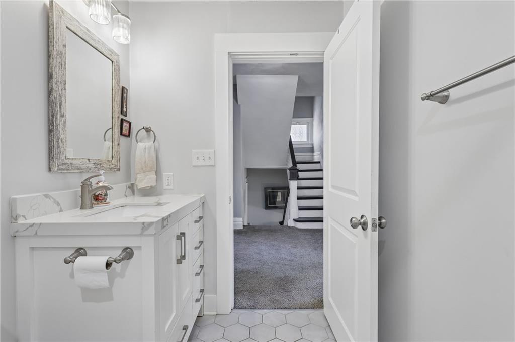 223 Chestnut Street Pittsburgh, PA 15218 - Photo 19 of 28