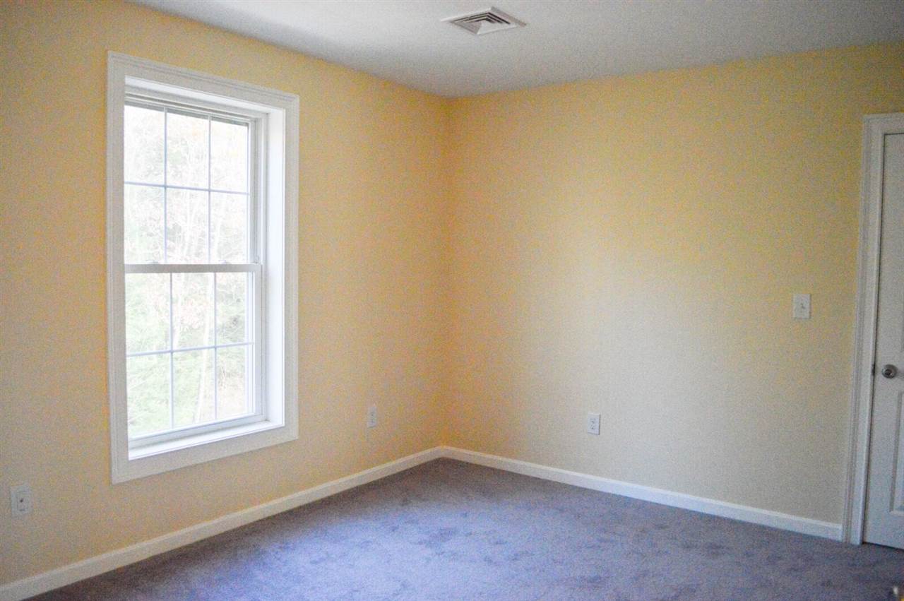 218 Blackwater Road Rochester, NH 03867 - Photo 22 of 36